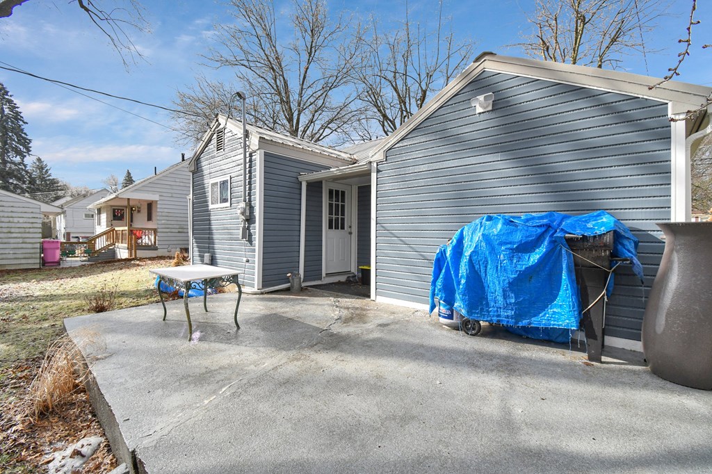 917 Evans Avenue, Mansfield, Ohio 44907, 3 Bedrooms Bedrooms, ,1 BathroomBathrooms,Residential,For Sale,Evans Avenue,9066053