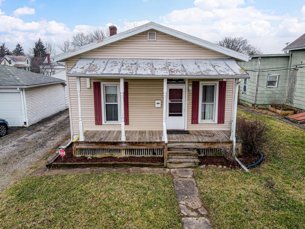 108 W Irving Street, Bucyrus, Ohio 44820, 2 Bedrooms Bedrooms, ,2 BathroomsBathrooms,Residential,For Sale,Irving Street,9066085