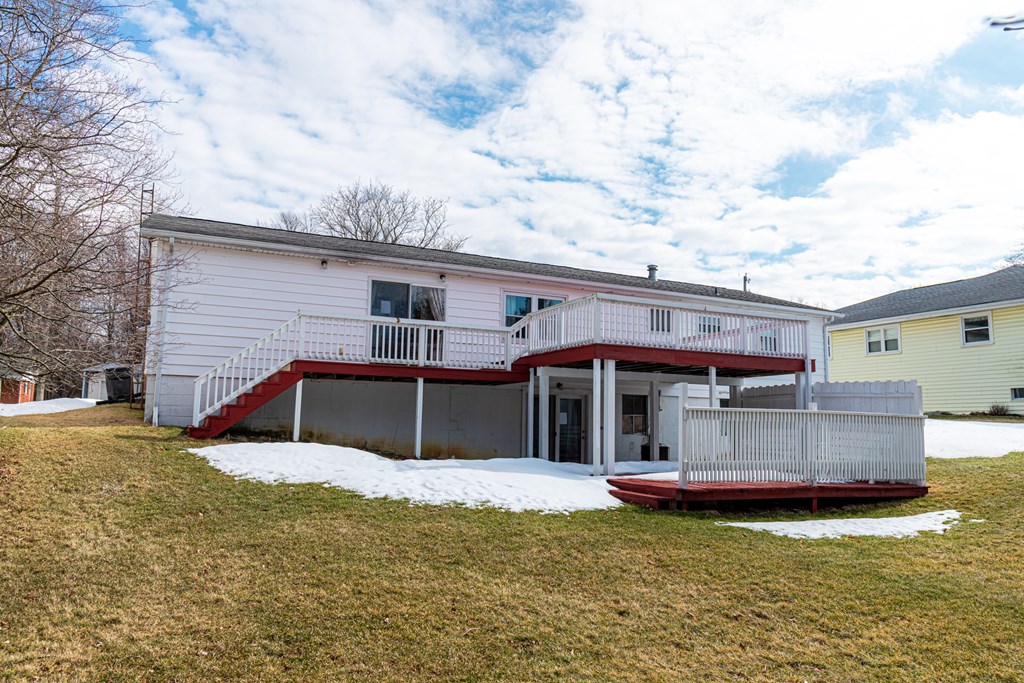 18 N Long Street, Shelby, Ohio 44875, 3 Bedrooms Bedrooms, ,2 BathroomsBathrooms,Residential,For Sale,Long Street,9066159