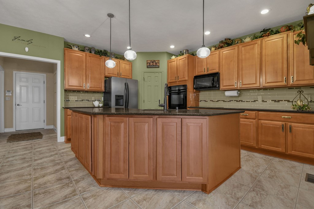 375 Buckeye Road, Galion, Ohio 44833, 4 Bedrooms Bedrooms, ,3 BathroomsBathrooms,Residential,For Sale,Buckeye Road,9066457