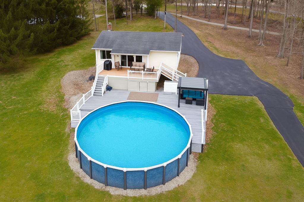 588 Lake Shore Drive, Willard, Ohio 44890, 2 Bedrooms Bedrooms, ,2 BathroomsBathrooms,Residential,For Sale,Lake Shore Drive,9066503