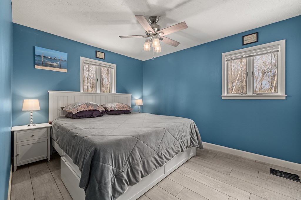 588 Lake Shore Drive, Willard, Ohio 44890, 2 Bedrooms Bedrooms, ,2 BathroomsBathrooms,Residential,For Sale,Lake Shore Drive,9066503