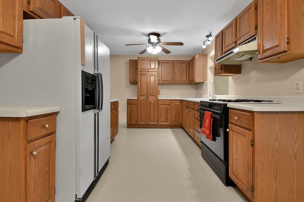 111 Woodbine Drive, Mansfield, Ohio 44906, 3 Bedrooms Bedrooms, ,1 BathroomBathrooms,Residential,For Sale,Woodbine Drive,9066571