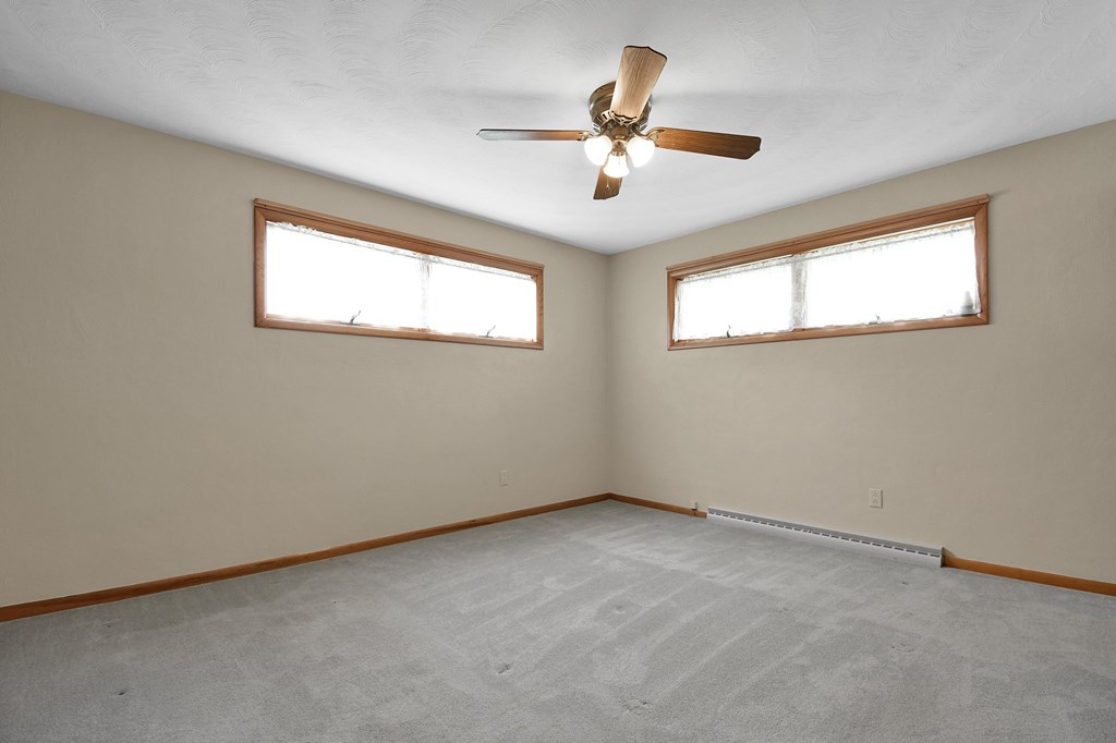 111 Woodbine Drive, Mansfield, Ohio 44906, 3 Bedrooms Bedrooms, ,1 BathroomBathrooms,Residential,For Sale,Woodbine Drive,9066571