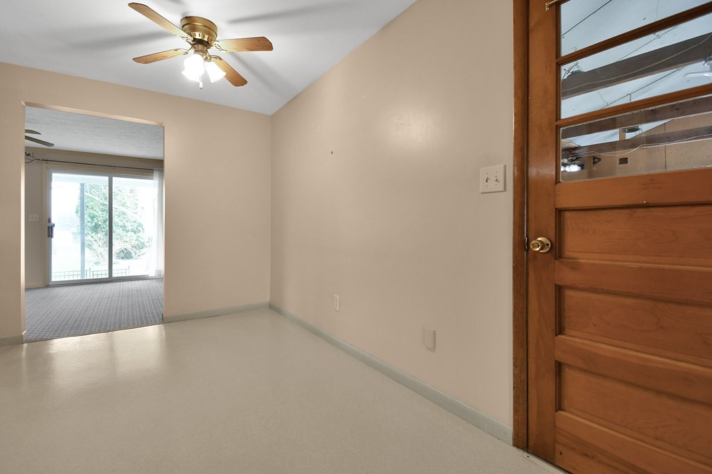 111 Woodbine Drive, Mansfield, Ohio 44906, 3 Bedrooms Bedrooms, ,1 BathroomBathrooms,Residential,For Sale,Woodbine Drive,9066571