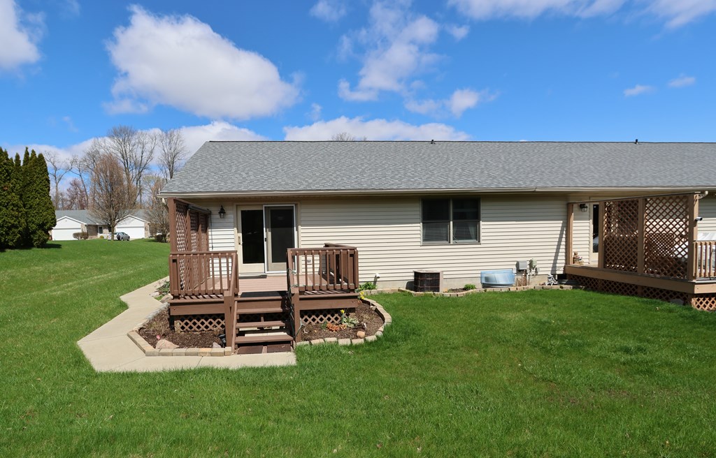 75 Shaffner Boulevard, Mansfield, Ohio 44907, 2 Bedrooms Bedrooms, ,2 BathroomsBathrooms,Residential,For Sale,Shaffner Boulevard,9066572