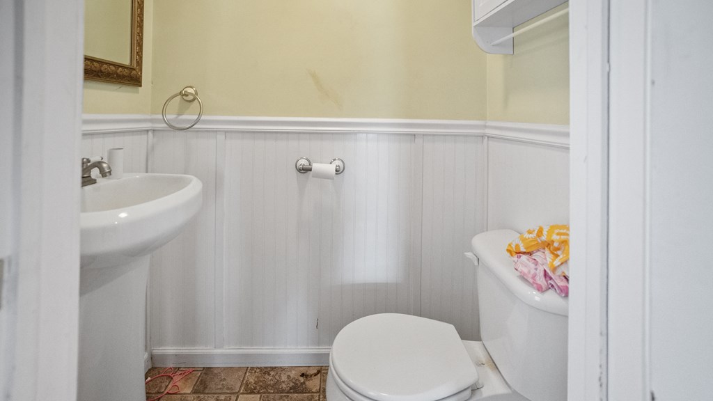 2674 Stiving Road, Mansfield, Ohio 44903, 4 Bedrooms Bedrooms, ,2 BathroomsBathrooms,Residential,For Sale,Stiving Road,9066601