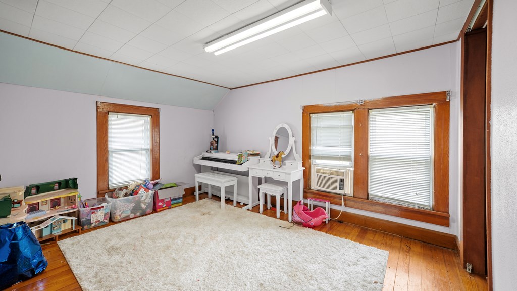 2674 Stiving Road, Mansfield, Ohio 44903, 4 Bedrooms Bedrooms, ,2 BathroomsBathrooms,Residential,For Sale,Stiving Road,9066601