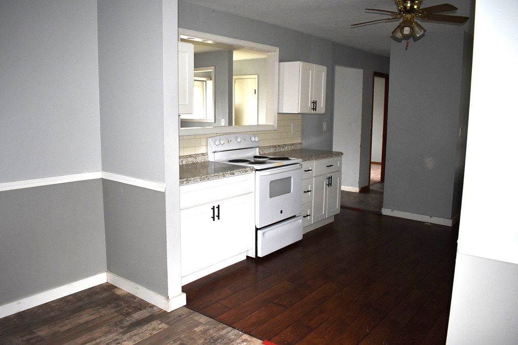 512 Braddock Street, Mount Vernon, Ohio 43050, 4 Bedrooms Bedrooms, ,1 BathroomBathrooms,Residential,For Sale,Braddock Street,9066698