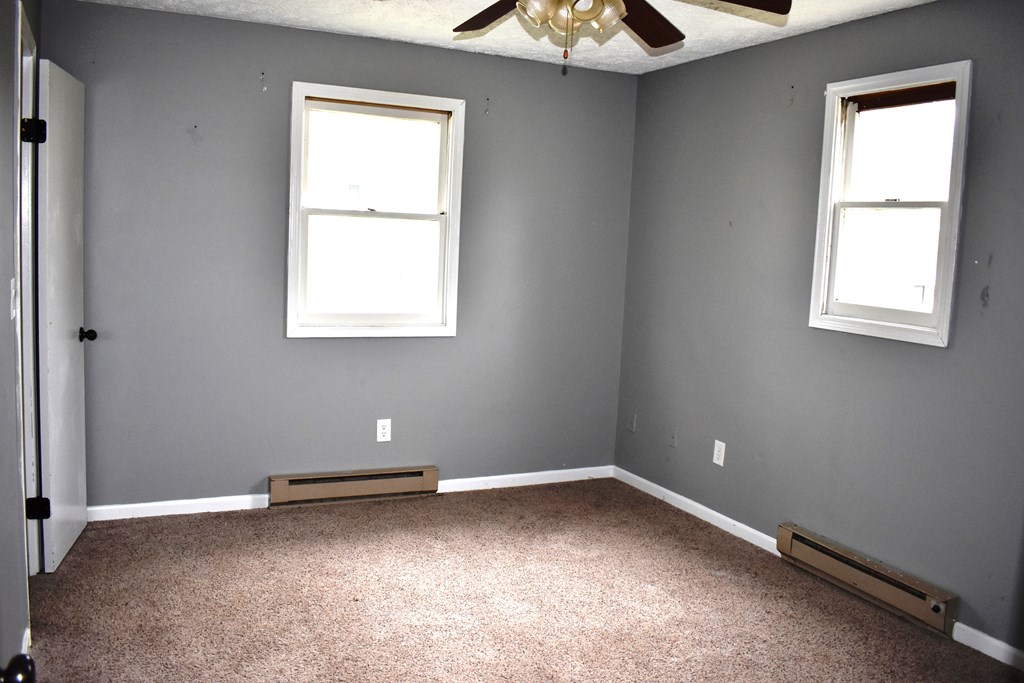 512 Braddock Street, Mount Vernon, Ohio 43050, 4 Bedrooms Bedrooms, ,1 BathroomBathrooms,Residential,For Sale,Braddock Street,9066698