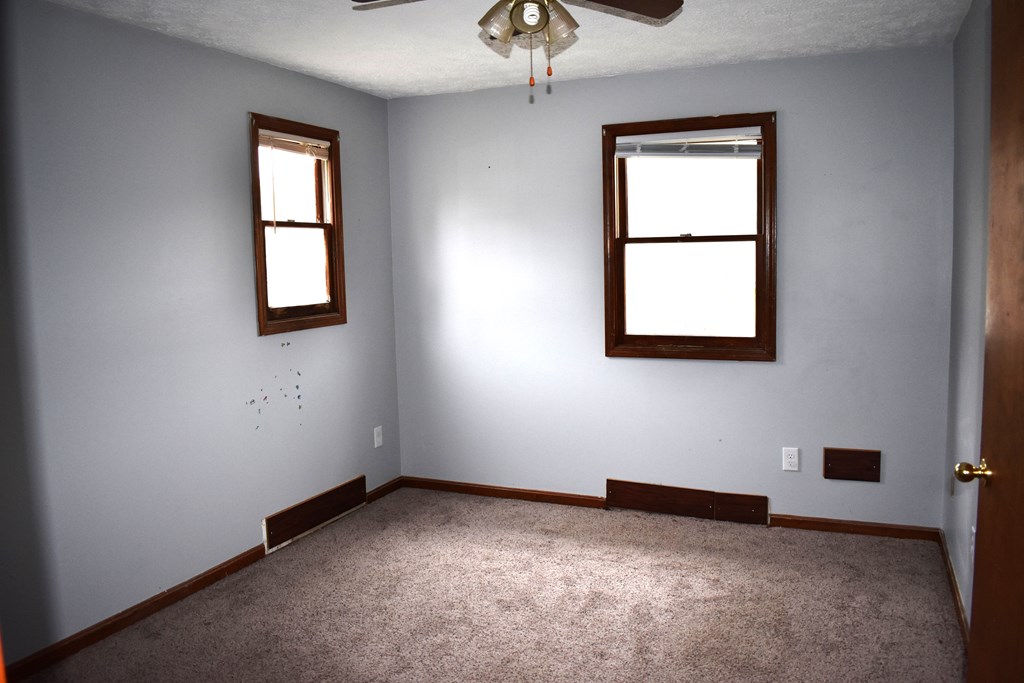 512 Braddock Street, Mount Vernon, Ohio 43050, 4 Bedrooms Bedrooms, ,1 BathroomBathrooms,Residential,For Sale,Braddock Street,9066698