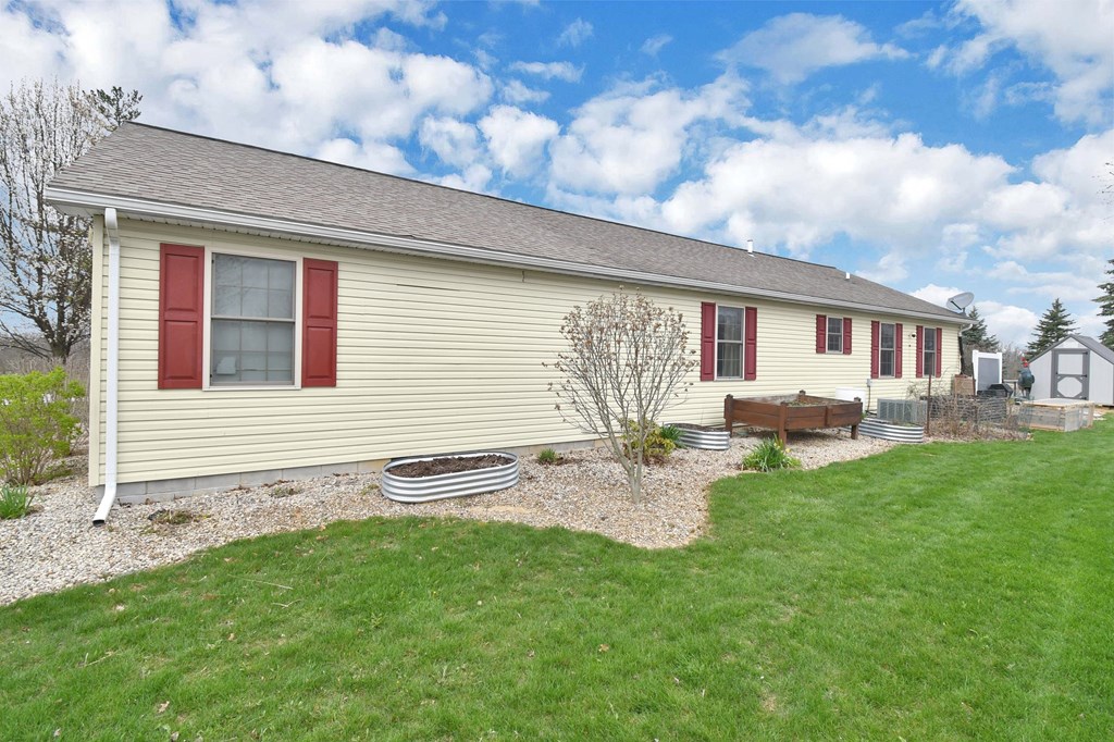 2300 Kerstetter, Bucyrus, Ohio 44820, 4 Bedrooms Bedrooms, ,2 BathroomsBathrooms,Residential,For Sale,Kerstetter,9066708