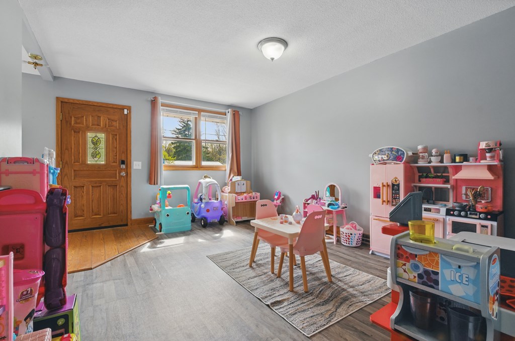 514 -516 Davidson Street, Mansfield, Ohio 44907, 5 Bedrooms Bedrooms, ,Residential Income,For Sale,-516 Davidson Street,9066738