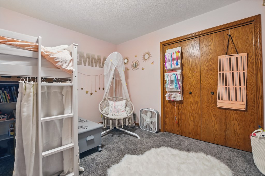 514 -516 Davidson Street, Mansfield, Ohio 44907, 5 Bedrooms Bedrooms, ,Residential Income,For Sale,-516 Davidson Street,9066738