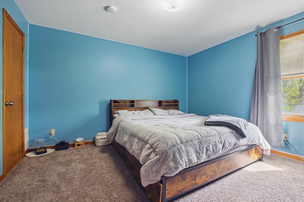 514 -516 Davidson Street, Mansfield, Ohio 44907, 5 Bedrooms Bedrooms, ,Residential Income,For Sale,-516 Davidson Street,9066738