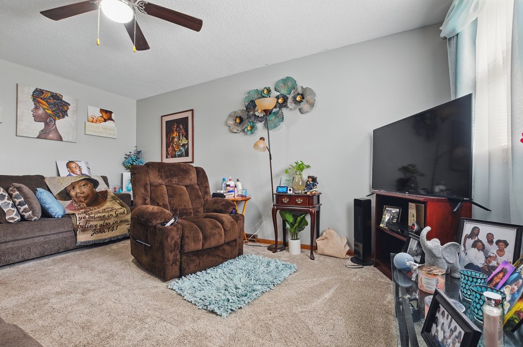 514 -516 Davidson Street, Mansfield, Ohio 44907, 5 Bedrooms Bedrooms, ,Residential Income,For Sale,-516 Davidson Street,9066738
