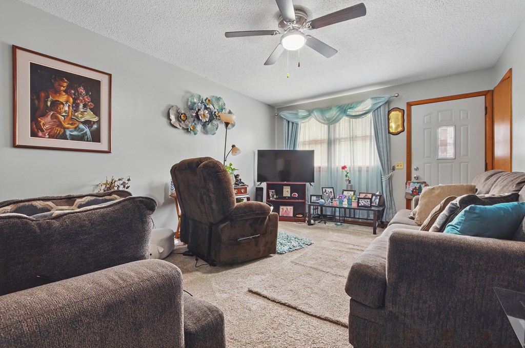 514 -516 Davidson Street, Mansfield, Ohio 44907, 5 Bedrooms Bedrooms, ,Residential Income,For Sale,-516 Davidson Street,9066738