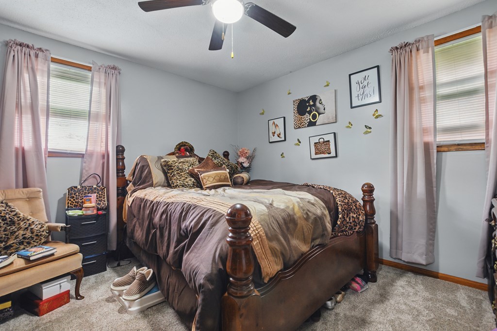 514 -516 Davidson Street, Mansfield, Ohio 44907, 5 Bedrooms Bedrooms, ,Residential Income,For Sale,-516 Davidson Street,9066738
