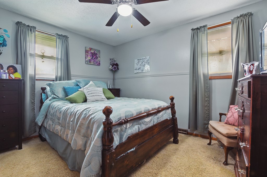 514 -516 Davidson Street, Mansfield, Ohio 44907, 5 Bedrooms Bedrooms, ,Residential Income,For Sale,-516 Davidson Street,9066738
