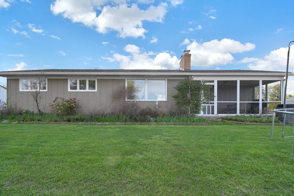 55 Hilltop Road, Mansfield, Ohio 44906, 3 Bedrooms Bedrooms, ,1 BathroomBathrooms,Residential,For Sale,Hilltop Road,9066755
