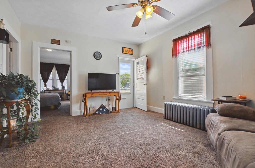 515 Finch Street, Sandusky, Ohio 44870, 3 Bedrooms Bedrooms, ,2 BathroomsBathrooms,Residential,For Sale,Finch Street,9066788