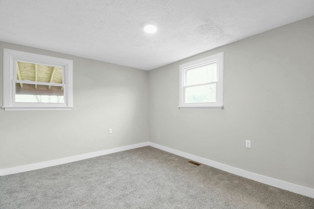 566 Wesley Ave, Mansfield, Ohio 44905, 3 Bedrooms Bedrooms, ,2 BathroomsBathrooms,Residential,For Sale,Wesley Ave,9066847