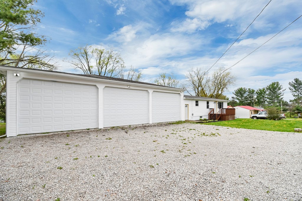 566 Wesley Ave, Mansfield, Ohio 44905, 3 Bedrooms Bedrooms, ,2 BathroomsBathrooms,Residential,For Sale,Wesley Ave,9066847