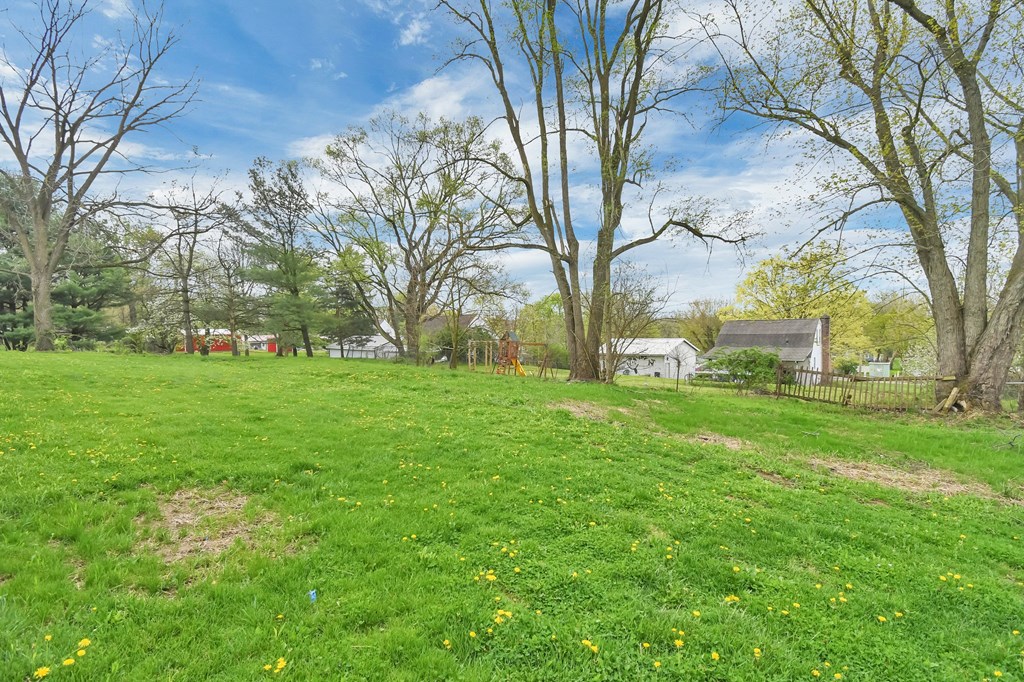 566 Wesley Ave, Mansfield, Ohio 44905, 3 Bedrooms Bedrooms, ,2 BathroomsBathrooms,Residential,For Sale,Wesley Ave,9066847