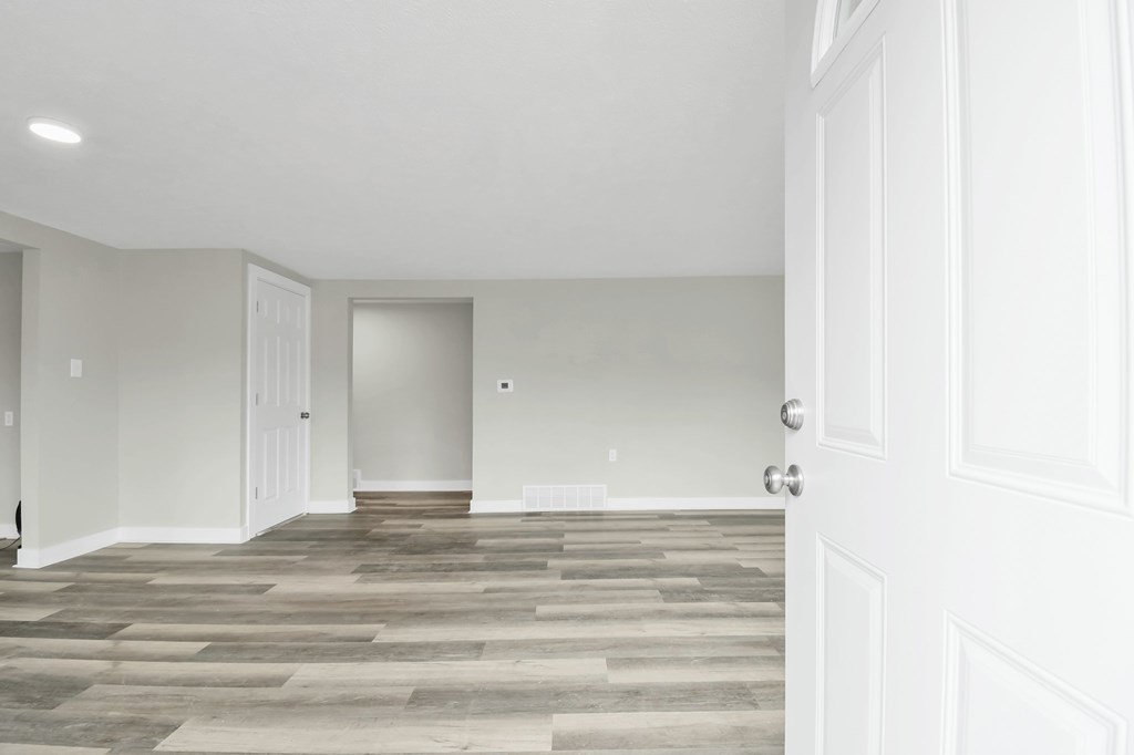 566 Wesley Ave, Mansfield, Ohio 44905, 3 Bedrooms Bedrooms, ,2 BathroomsBathrooms,Residential,For Sale,Wesley Ave,9066847