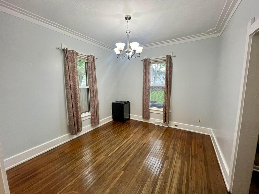 215 Ada Avenue, Bowling Green, Ohio 43402, 3 Bedrooms Bedrooms, ,1 BathroomBathrooms,Residential,For Sale,Ada Avenue,9066857