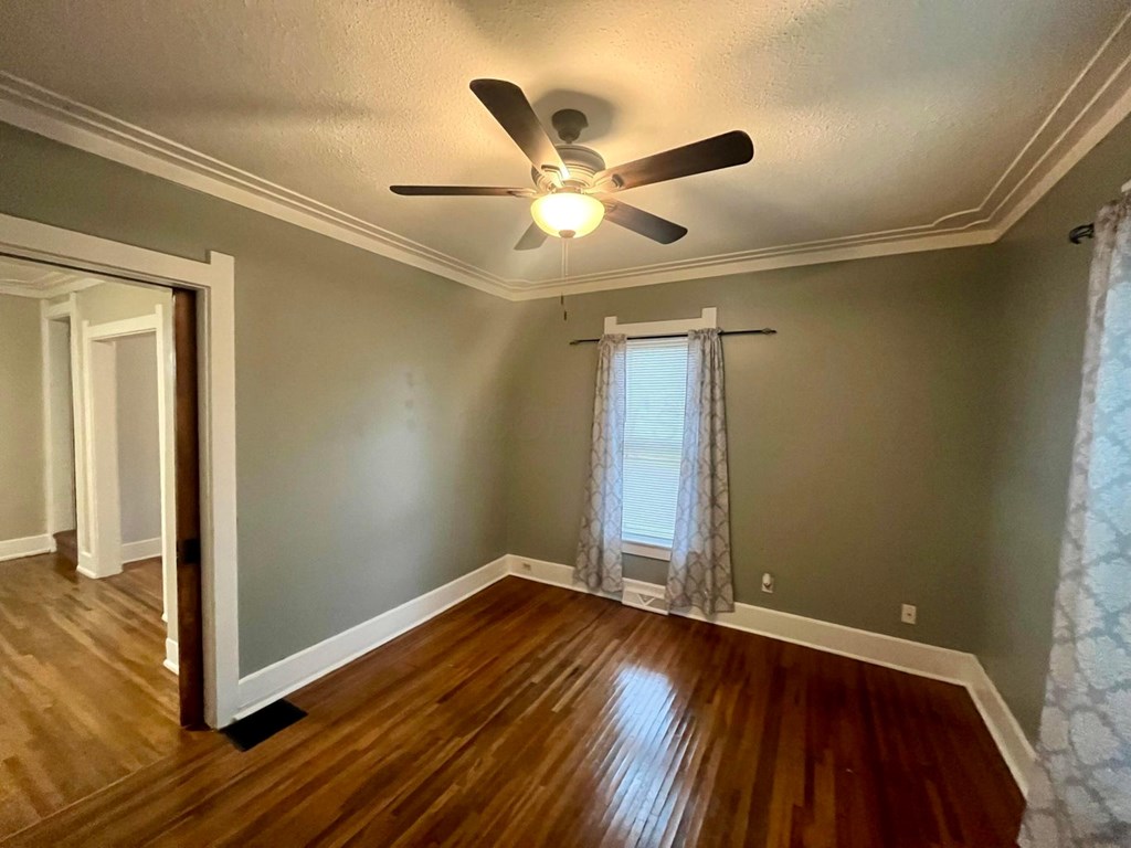 215 Ada Avenue, Bowling Green, Ohio 43402, 3 Bedrooms Bedrooms, ,1 BathroomBathrooms,Residential,For Sale,Ada Avenue,9066857