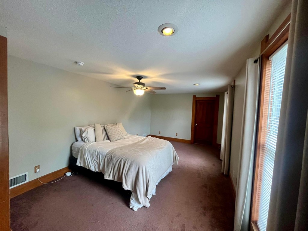 215 Ada Avenue, Bowling Green, Ohio 43402, 3 Bedrooms Bedrooms, ,1 BathroomBathrooms,Residential,For Sale,Ada Avenue,9066857
