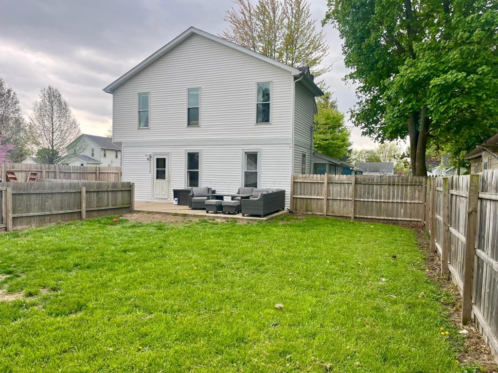 215 Ada Avenue, Bowling Green, Ohio 43402, 3 Bedrooms Bedrooms, ,1 BathroomBathrooms,Residential,For Sale,Ada Avenue,9066857