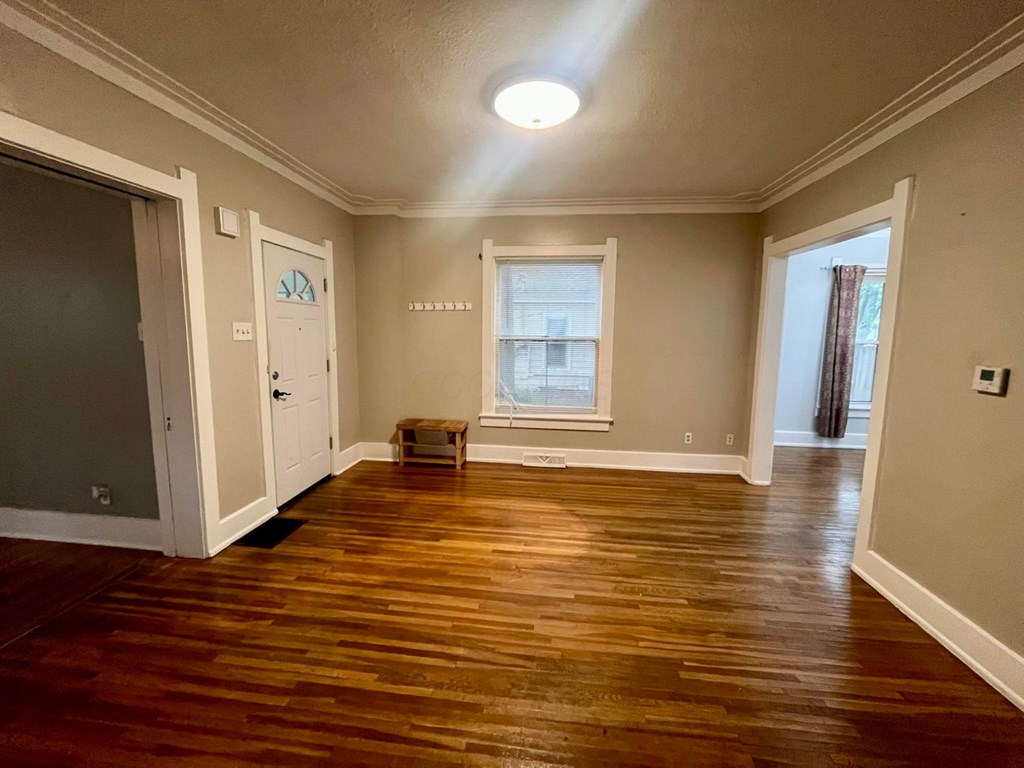 215 Ada Avenue, Bowling Green, Ohio 43402, 3 Bedrooms Bedrooms, ,1 BathroomBathrooms,Residential,For Sale,Ada Avenue,9066857