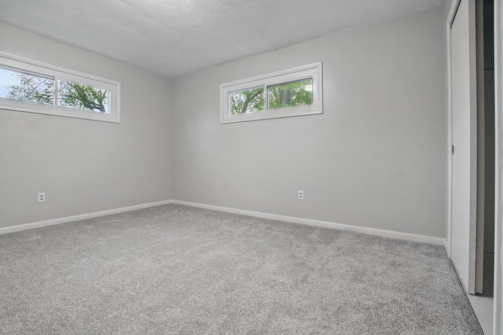 1899 S Main Street, Mansfield, Ohio 44907, 5 Bedrooms Bedrooms, ,2 BathroomsBathrooms,Residential,For Sale,Main Street,9066860