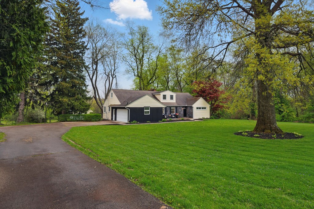 1899 S Main Street, Mansfield, Ohio 44907, 5 Bedrooms Bedrooms, ,2 BathroomsBathrooms,Residential,For Sale,Main Street,9066860