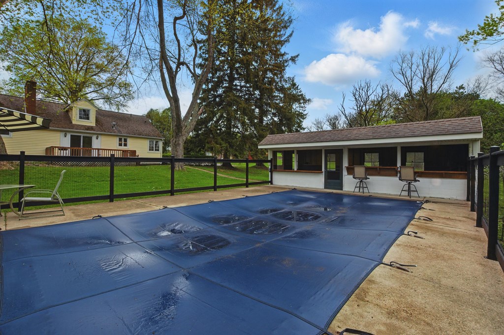 1899 S Main Street, Mansfield, Ohio 44907, 5 Bedrooms Bedrooms, ,2 BathroomsBathrooms,Residential,For Sale,Main Street,9066860