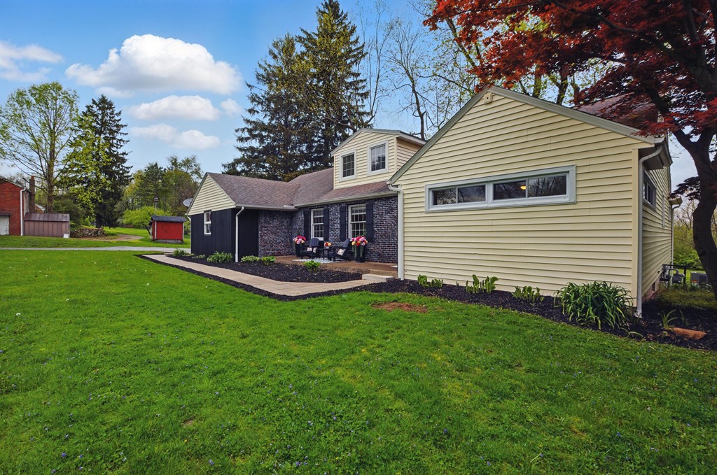 1899 S Main Street, Mansfield, Ohio 44907, 5 Bedrooms Bedrooms, ,2 BathroomsBathrooms,Residential,For Sale,Main Street,9066860
