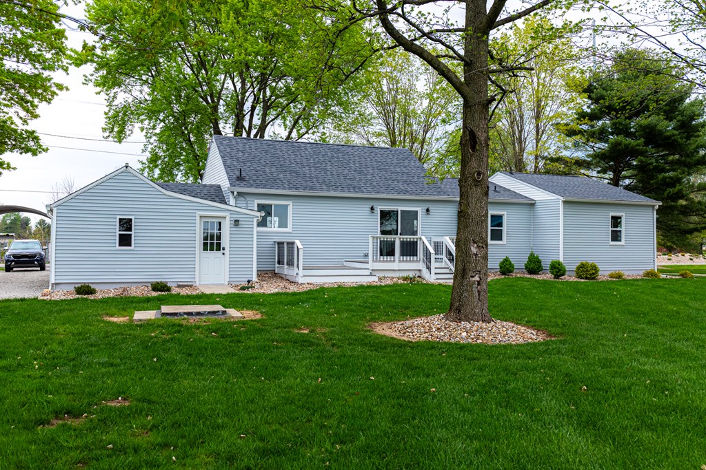 5033 Crestline Road, Bucyrus, Ohio 44820, 3 Bedrooms Bedrooms, ,2 BathroomsBathrooms,Residential,For Sale,Crestline Road,9066863