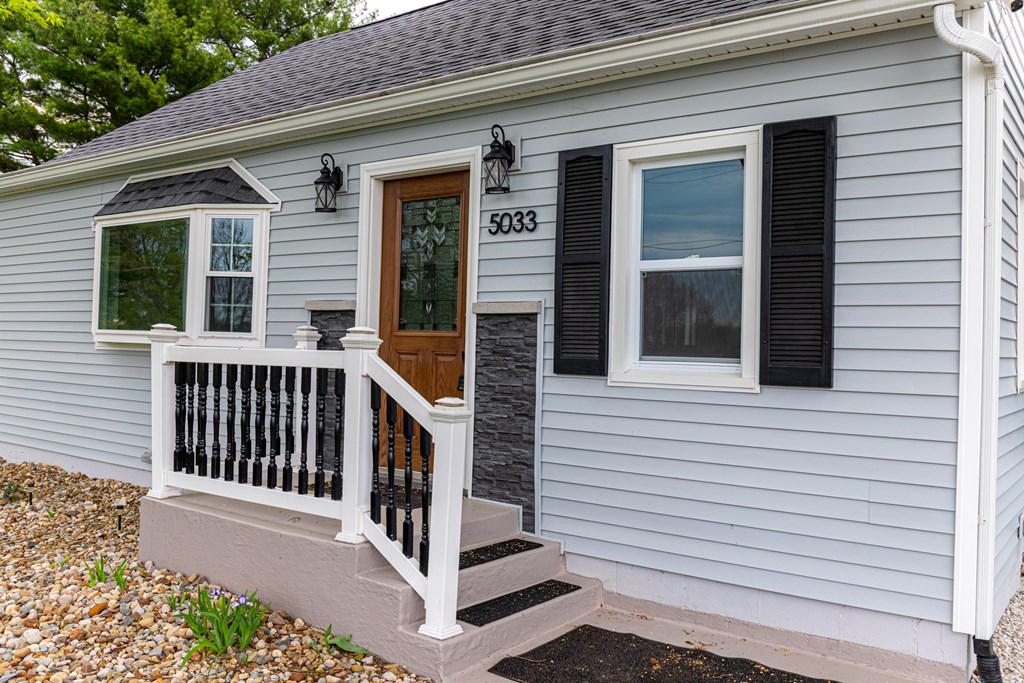 5033 Crestline Road, Bucyrus, Ohio 44820, 3 Bedrooms Bedrooms, ,2 BathroomsBathrooms,Residential,For Sale,Crestline Road,9066863