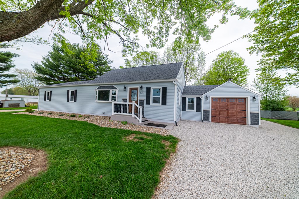 5033 Crestline Road, Bucyrus, Ohio 44820, 3 Bedrooms Bedrooms, ,2 BathroomsBathrooms,Residential,For Sale,Crestline Road,9066863