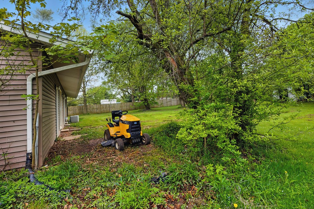 1085 Laver Road, Mansfield, Ohio 44905, 3 Bedrooms Bedrooms, ,1 BathroomBathrooms,Residential,For Sale,Laver Road,9066864