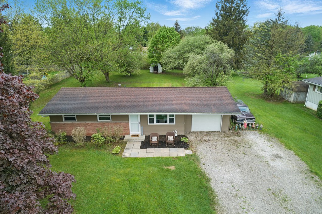 1085 Laver Road, Mansfield, Ohio 44905, 3 Bedrooms Bedrooms, ,1 BathroomBathrooms,Residential,For Sale,Laver Road,9066864
