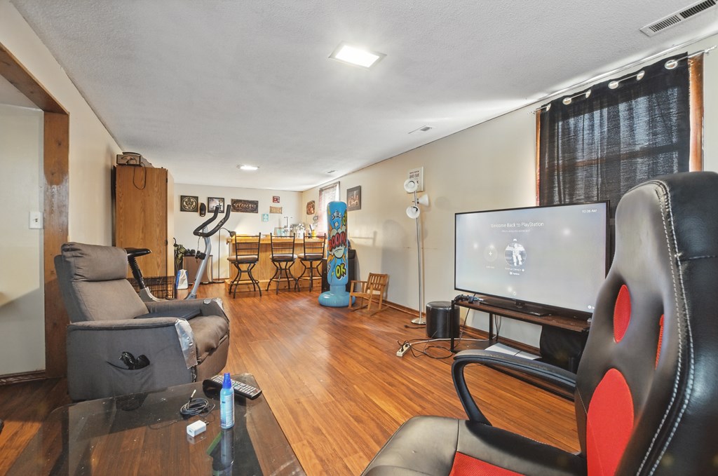 1250 Alpine Drive, Sandusky, Ohio 44870, 3 Bedrooms Bedrooms, ,1 BathroomBathrooms,Residential,For Sale,Alpine Drive,9066865