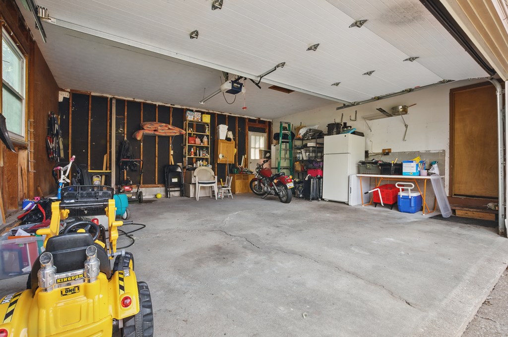 1250 Alpine Drive, Sandusky, Ohio 44870, 3 Bedrooms Bedrooms, ,1 BathroomBathrooms,Residential,For Sale,Alpine Drive,9066865