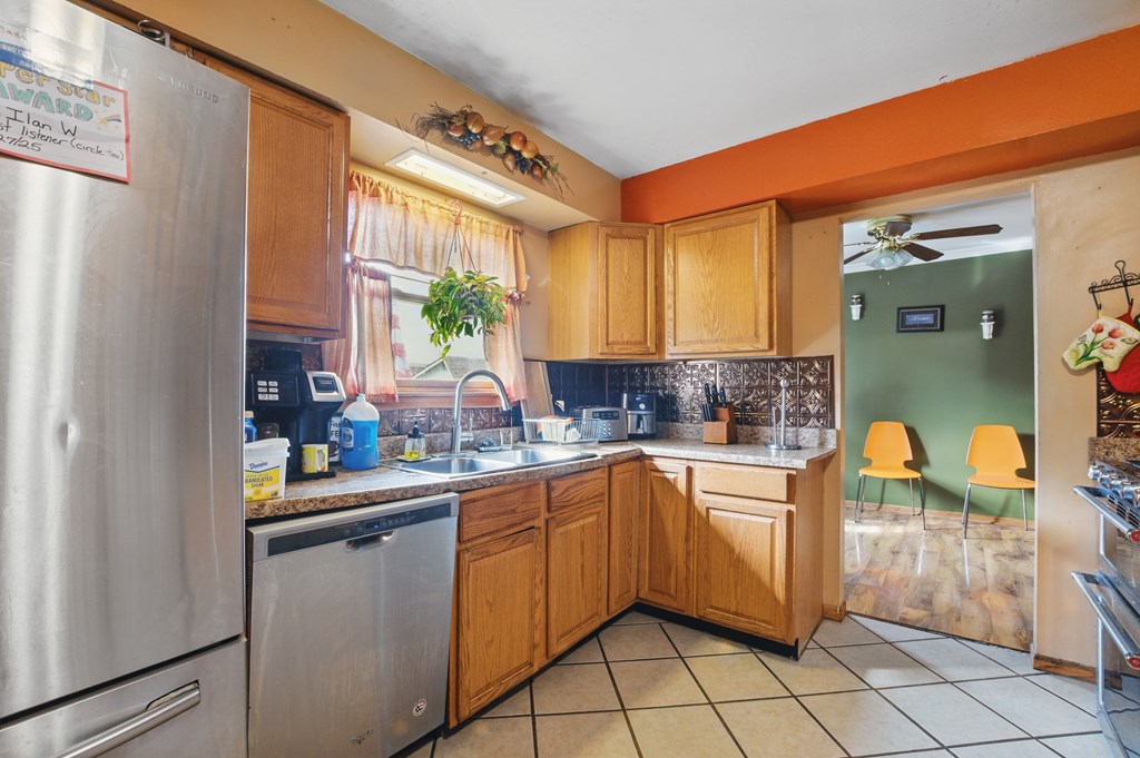1250 Alpine Drive, Sandusky, Ohio 44870, 3 Bedrooms Bedrooms, ,1 BathroomBathrooms,Residential,For Sale,Alpine Drive,9066865