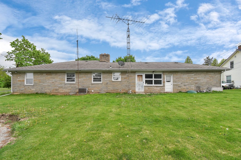 340 W Broadway St., Plymouth, Ohio 44865, 3 Bedrooms Bedrooms, ,2 BathroomsBathrooms,Residential,For Sale,Broadway St.,9066871