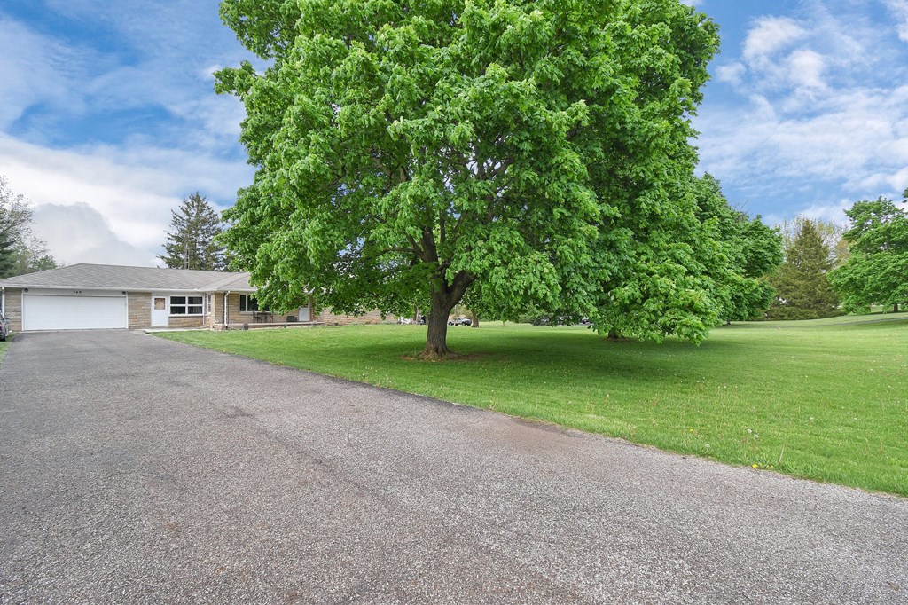 340 W Broadway St., Plymouth, Ohio 44865, 3 Bedrooms Bedrooms, ,2 BathroomsBathrooms,Residential,For Sale,Broadway St.,9066871