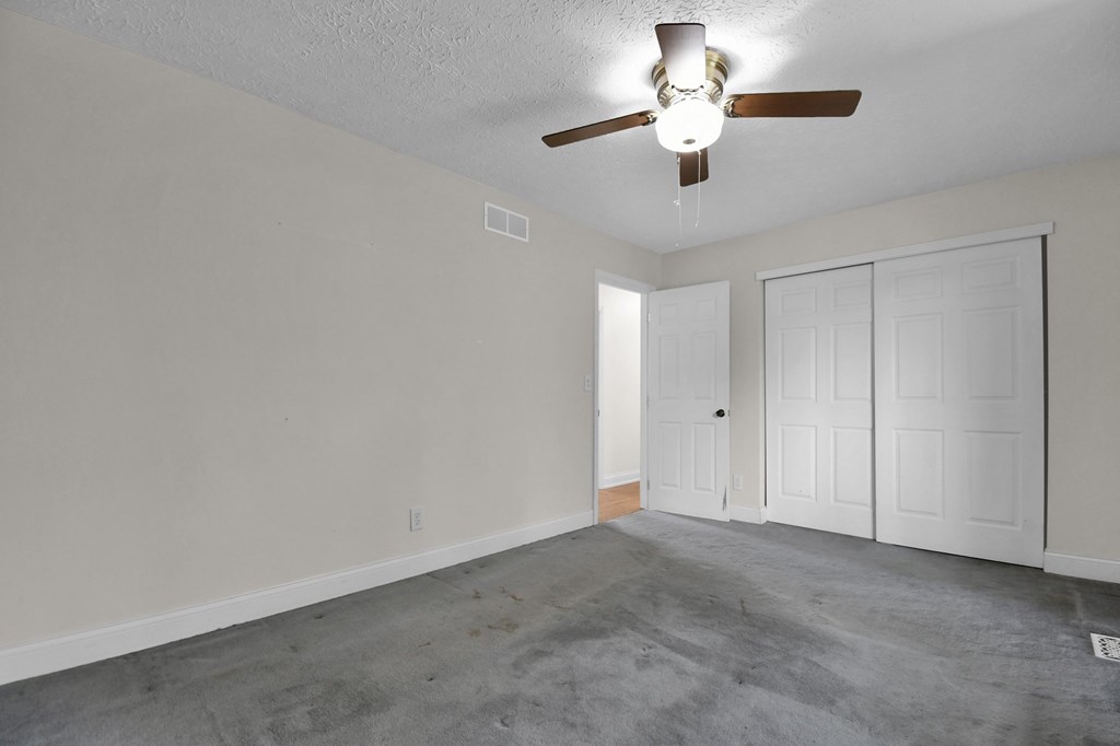 5783 Stoneshead Ct, Westerville, Ohio 43081, 3 Bedrooms Bedrooms, ,1 BathroomBathrooms,Residential,For Sale,Stoneshead Ct,9066875