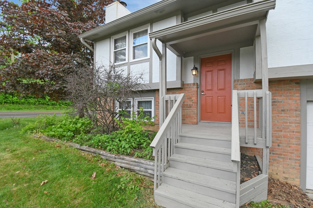 5783 Stoneshead Ct, Westerville, Ohio 43081, 3 Bedrooms Bedrooms, ,1 BathroomBathrooms,Residential,For Sale,Stoneshead Ct,9066875